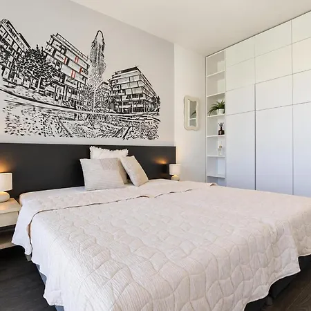 Apartment With Balcony And Slavin View Pressburg