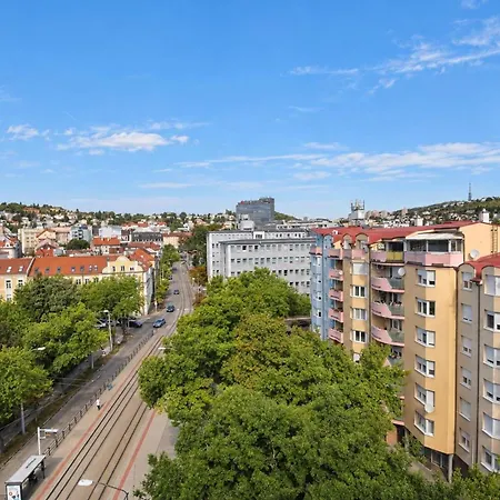 With Balcony And Slavin View Apartment Pressburg