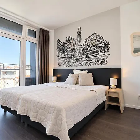 With Balcony And Slavin View Apartment